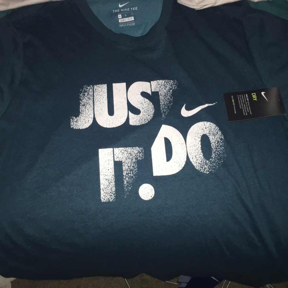 XL Nike Tee
